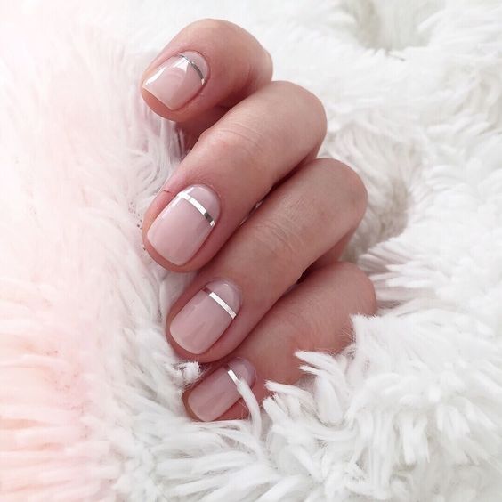 minimalist nails